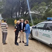 La alcaldesa de Puerto Real y el presidente del Consorcio de Bomberos de Cádiz La alcaldesa de Puerto Real y el presidente del Consorcio de Bomberos de Cádiz