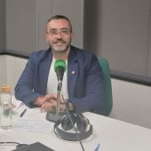 El alcalde de Vila-real, José Benlloch, en los estudios de Onda Cero. 