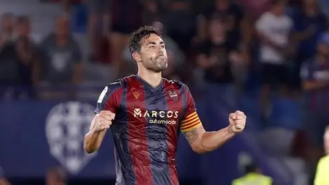 Vicente Iborra con el Levante Ud en la temporada 24-25 Vicente Iborra con el Levante Ud en la temporada 24-25