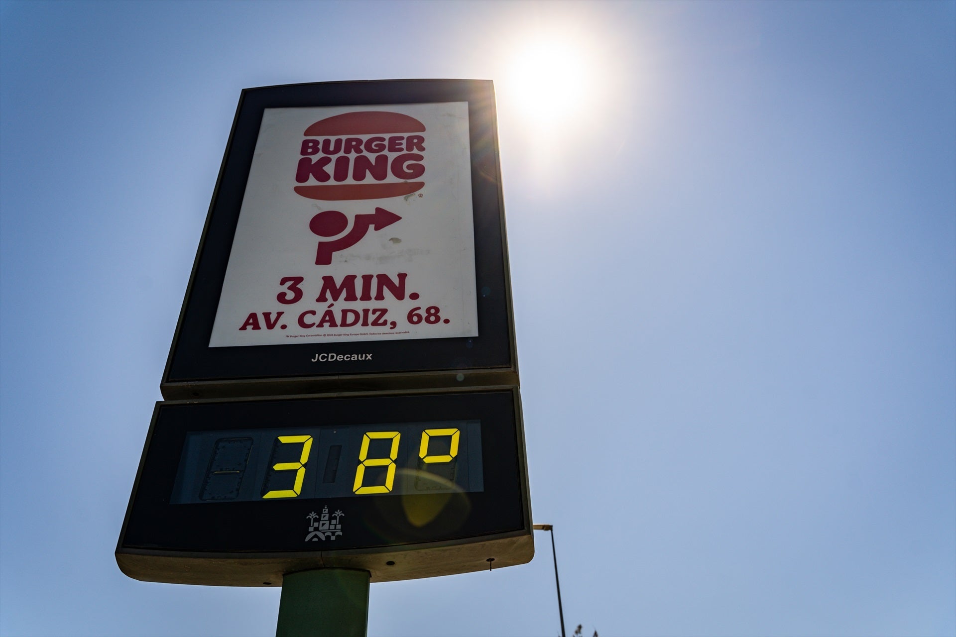 El tiempo en España: calor extremo, tormentas y contrastes para empezar la semana El tiempo en España: calor extremo, tormentas y contrastes para empezar la semana
