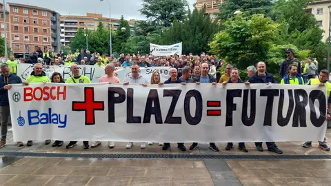 BSH ignora a Gobierno y Ministerio e inicia el proceso de cierre de Esquíroz Los trabajadores pidieron más plazo para las negociaciones con inversores interesados en la planta