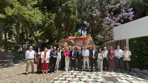Arranca la candidatura para la inclusión en la Lista de Patrimonio Mundial de la UNESCO de las cuevas decoradas del Paleolítico malagueño Arranca la candidatura para la inclusión en la Lista de Patrimonio Mundial de la UNESCO de las cuevas decoradas del Paleolítico malagueño