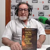 Juan José Guardia Polaino, con su poemario "En La Patria Del Fuego y La Ceniza" Juan José Guardia Polaino, con su poemario "En La Patria Del Fuego y La Ceniza"