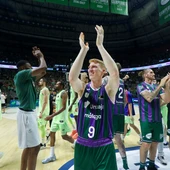 El Unicaja elimina al Barça y se cita con el Real Madrid El Unicaja elimina al Barça y se cita con el Real Madrid