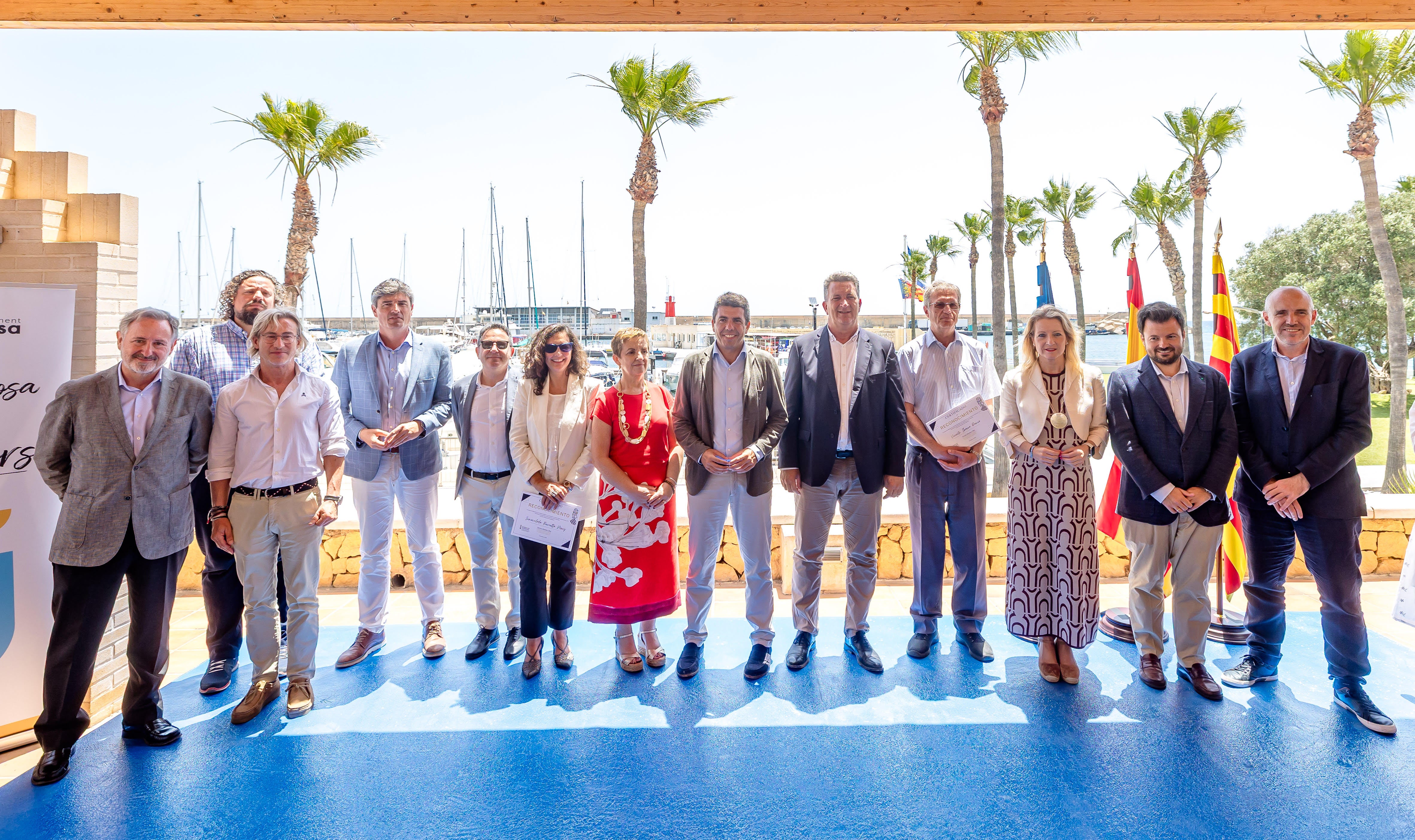 Villajoyosa acoge la presentación de la nueva Ley de Costas Valenciana que protege el litoral valenciano Villajoyosa acoge la presentación de la nueva Ley de Costas Valenciana que protege el litoral valenciano