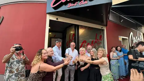 El grupo Galera inaugura Caché Sport Café, su nuevo negocio en Villajoyosa El grupo Galera inaugura Caché Sport Café, su nuevo negocio en Villajoyosa