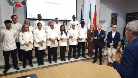 Fundación El Pimpi forma a 15 nuevos ayudantes de cocina en su programa Cantera Fundación El Pimpi forma a 15 nuevos ayudantes de cocina en su programa Cantera