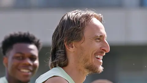 Modric en su último entrenamiento en Valdebebas Modric en su último entrenamiento en Valdebebas