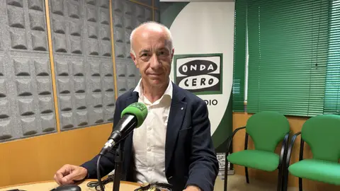 Gonzalo Durán, alcade de Vilanova de Arousa Entrevista en Más de Uno Pontevedra