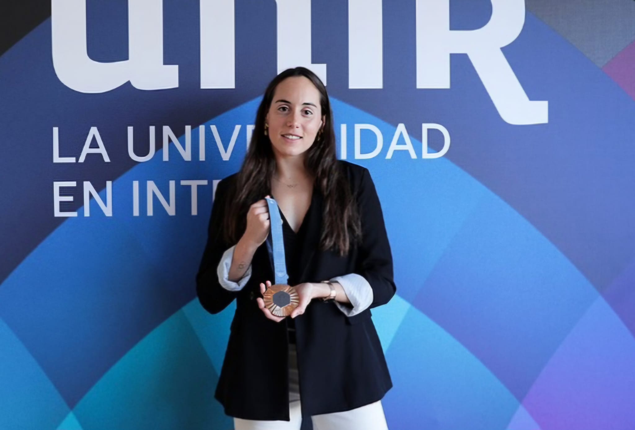 Meritxell Mas: "ojalá no tuviéramos que depender del éxito para poder vivir de la natación artística" Meritxell Mas: "ojalá no tuviéramos que depender del éxito para poder vivir de la natación artística"