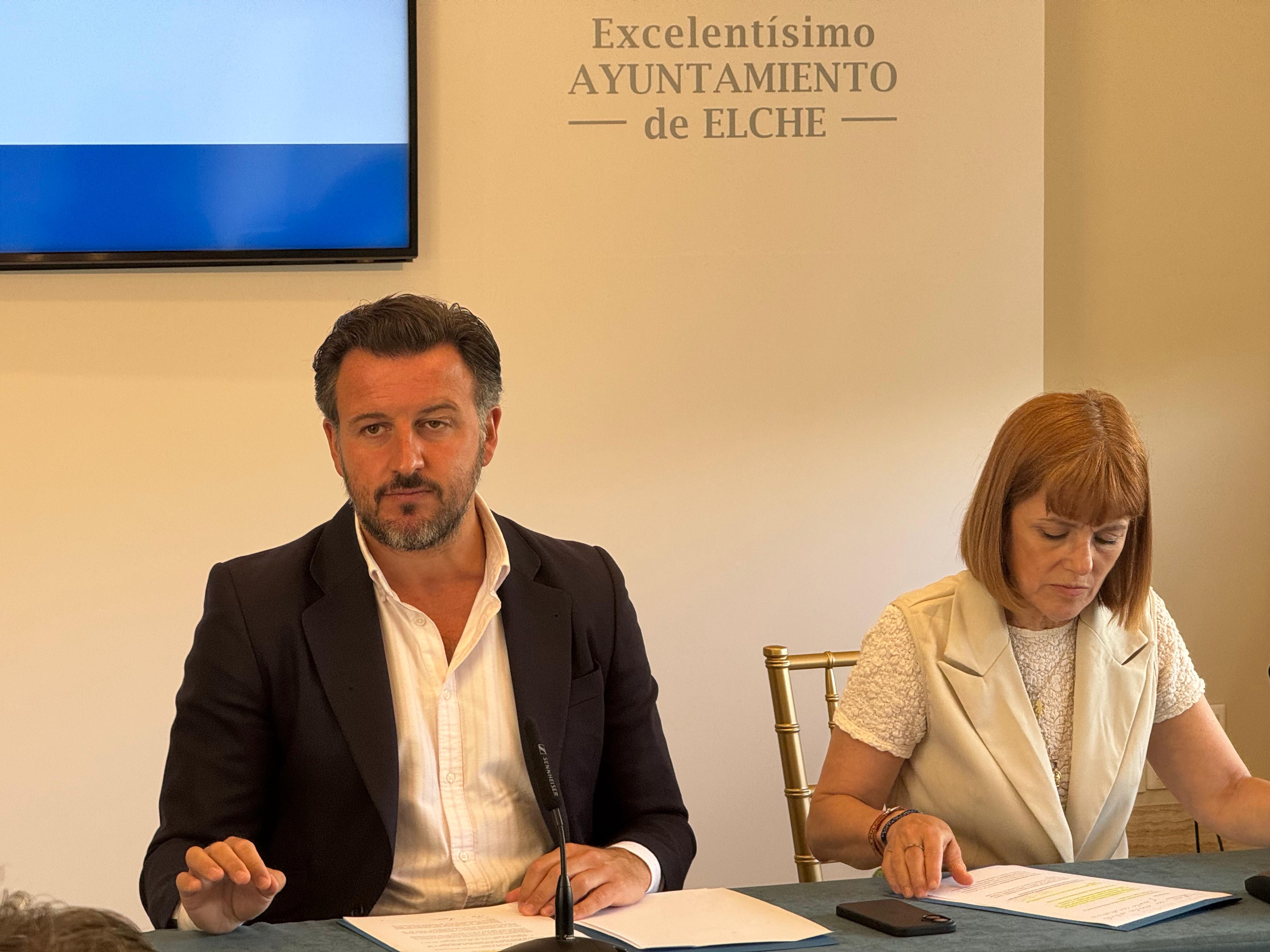 PP y Vox de Elche ponen en valor la creación de las dependencias de la Policía Local en Carrús PP y Vox de Elche ponen en valor la creación de las dependencias de la Policía Local en Carrús