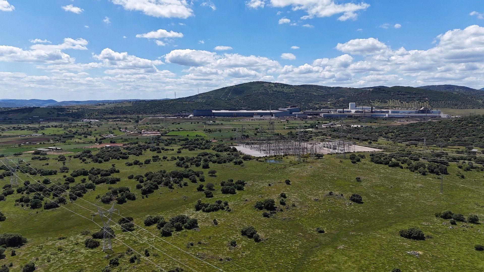 Inician las obras del segundo mayor proyecto de autoconsumo industrial de España para abastecer a Siderúrgica Balboa Inician las obras del segundo mayor proyecto de autoconsumo industrial de España para abastecer a Siderúrgica Balboa