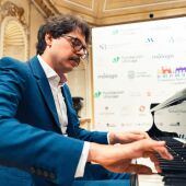 Exitoso recital de Lucas Debargue en la Sala Fundación Unicaja María Cristina