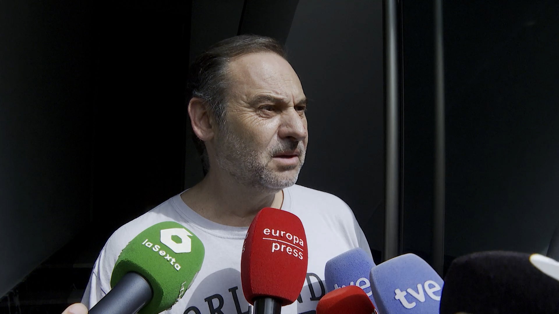 Quién es Anaís, conocida como Letizia Hilton en el porno: la mujer que ocultó un disco duro durante el registro de Ábalos Quién es Anaís, conocida como Letizia Hilton en el porno: la mujer que ocultó un disco duro durante el registro de Ábalos