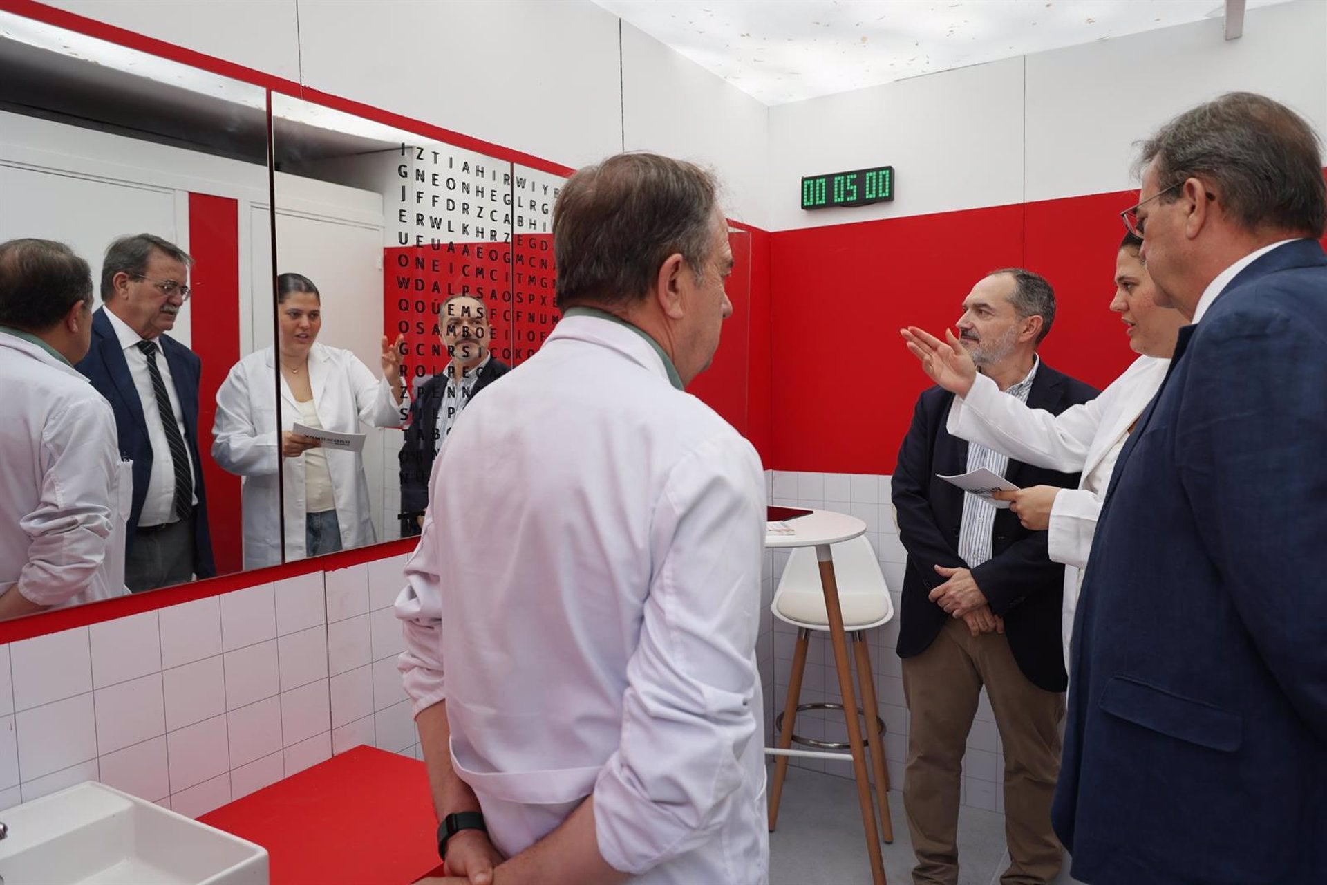 La curiosa iniciativa del Hospital Macarena para visibilizar la enfermedad inflamatoria intestinal La curiosa iniciativa del Hospital Macarena para visibilizar la enfermedad inflamatoria intestinal