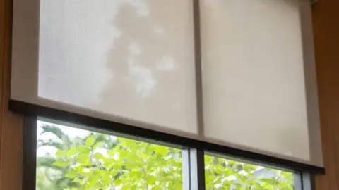 ¿Toldos o persianas? Solo uno puede ahorrarte hasta un 50 % en aire acondicionado ¿Toldos o persianas? Solo uno puede ahorrarte hasta un 50 % en aire acondicionado