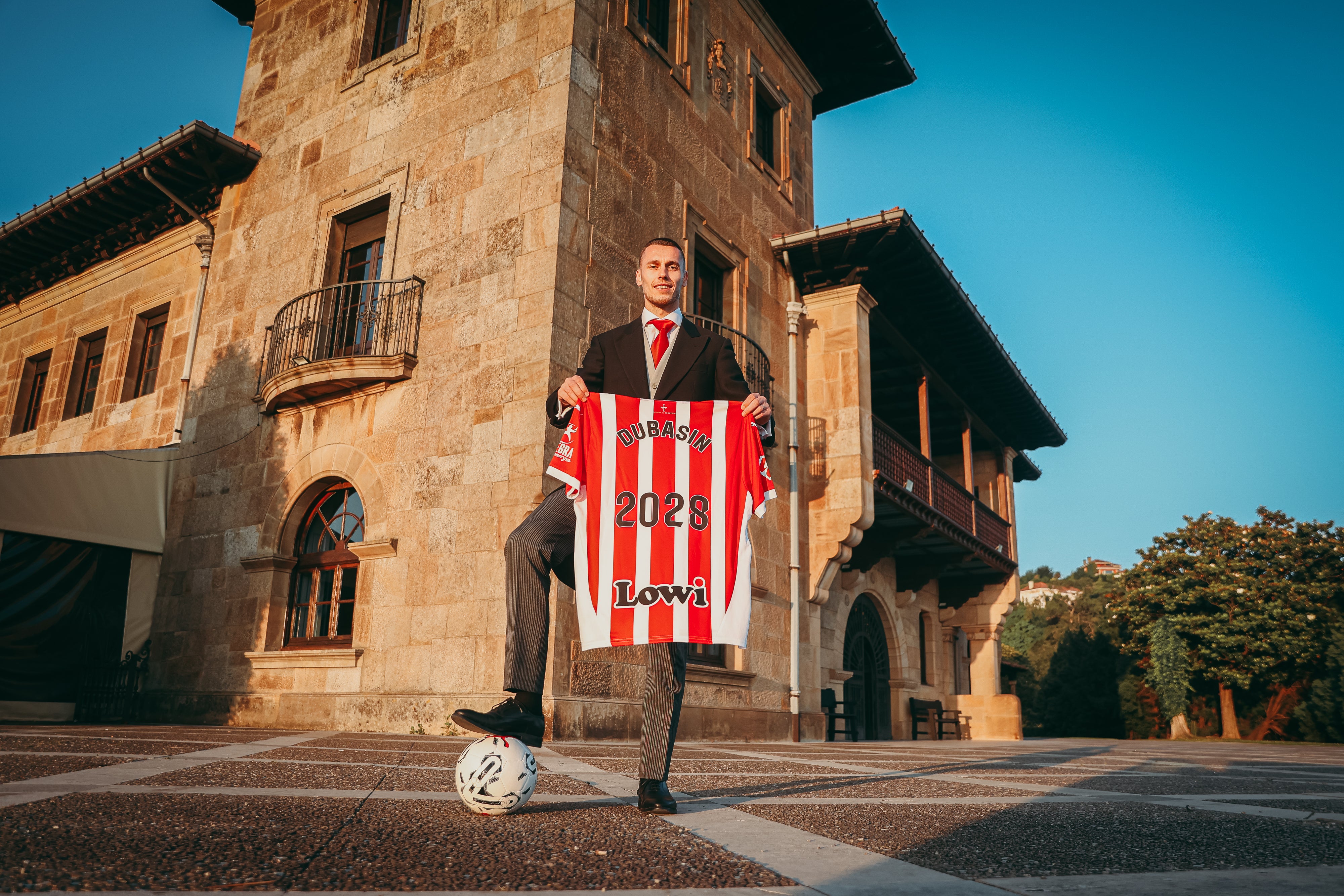 Dubasin firma por tres temporadas Dubasin firma por tres temporadas