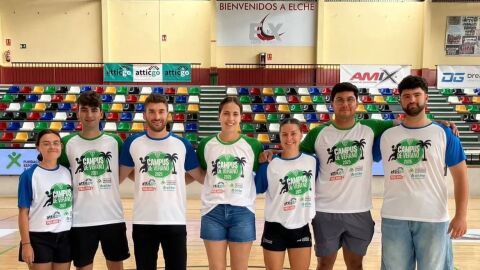 Equipo de direcci&oacute;n y monitores del Campus de verano del CBM Elche