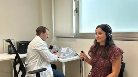 La pérdida auditiva, un camino silencioso hacia la soledad no deseada La pérdida auditiva, un camino silencioso hacia la soledad no deseada