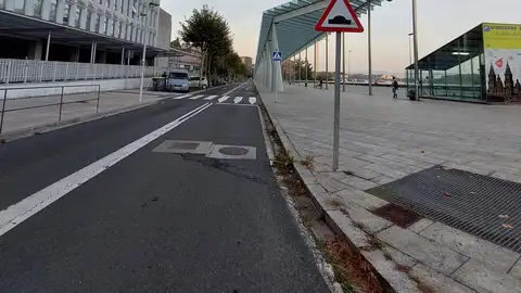 Gobierno y oposición en Santiago muestran su rechazo a centralizar todos los autobuses en la Intermodal y defienden la dársenade Xoan XXIII Gobierno y oposición en Santiago muestran su rechazo a centralizar todos los autobuses en la Intermodal y defienden la dársenade Xoan XXIII