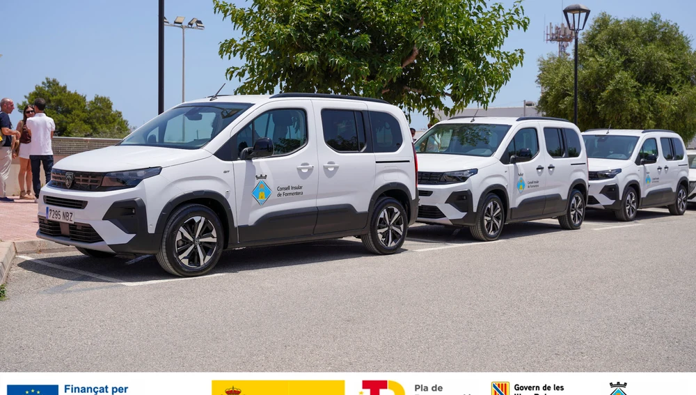 Formentera contará con tres nuevos vehículos eléctricos Formentera contará con tres nuevos vehículos eléctricos