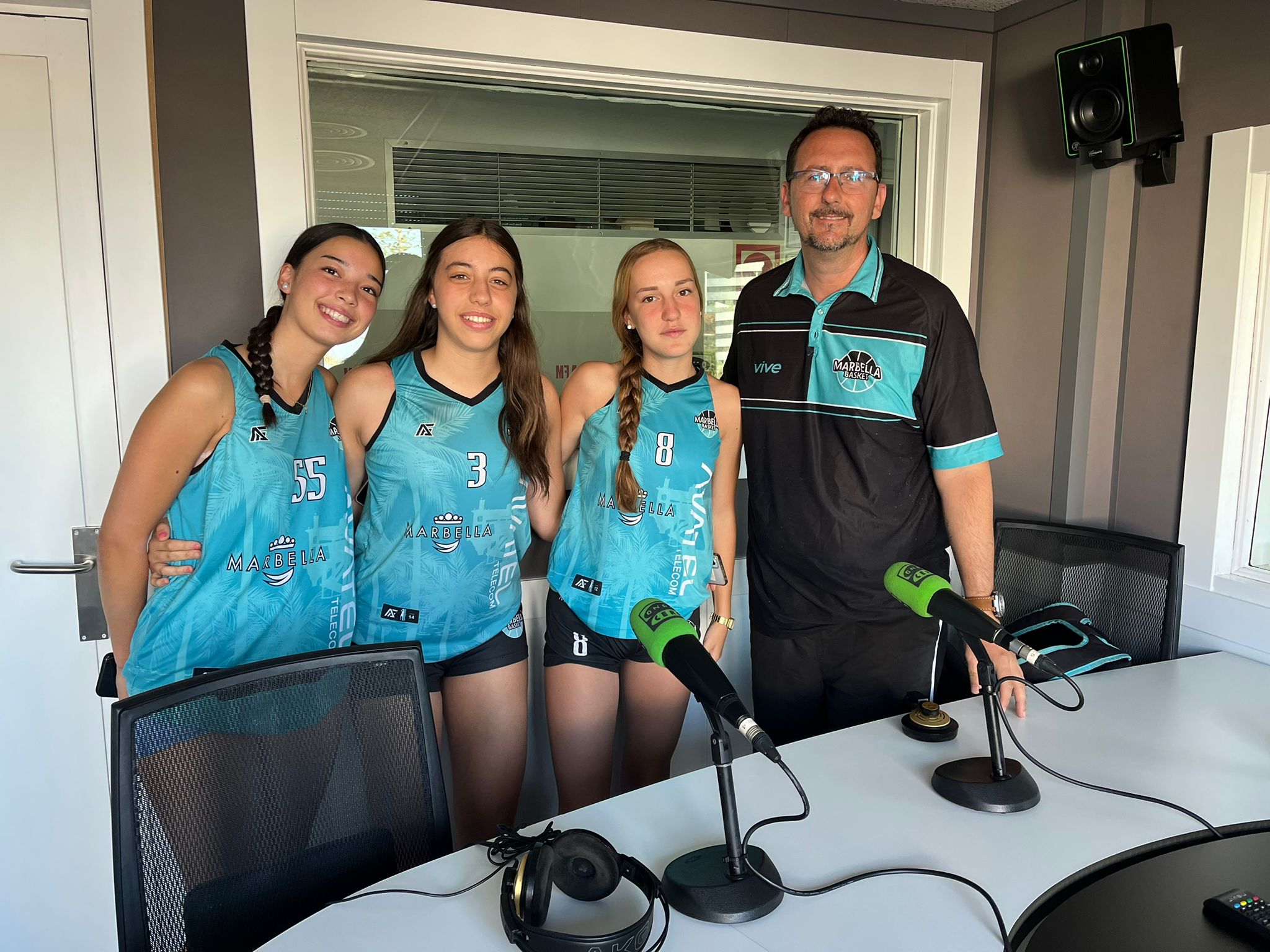 Nos visitan las campeonas provinciales del Marbella Basket Nos visitan las campeonas provinciales del Marbella Basket