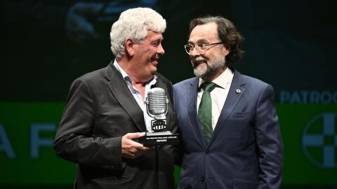Manuel Sierra: "Ya hemos firmado un ala zurdo y un cierre"