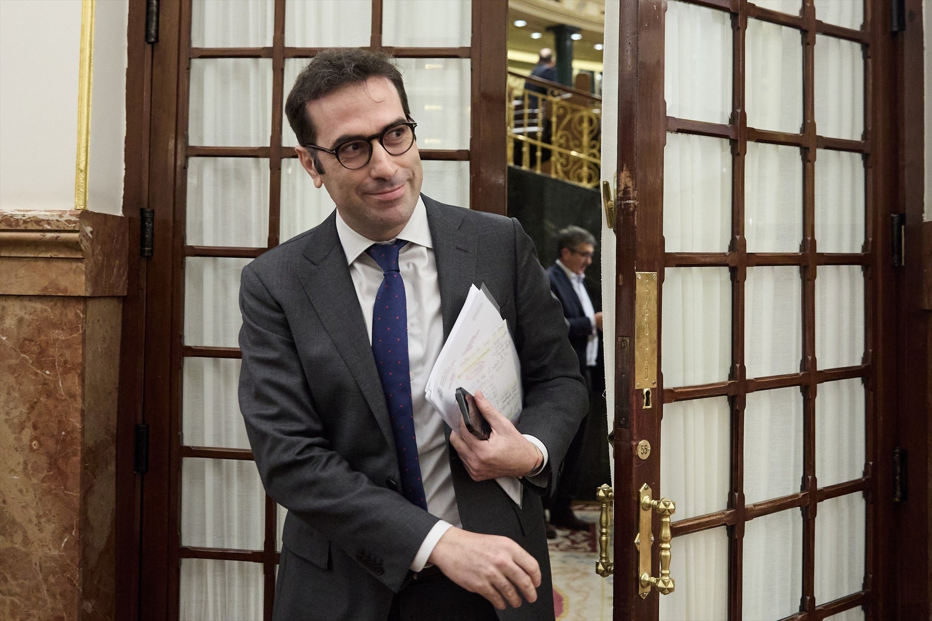 Primera reacción del Gobierno a las amenazas de Trump: "La discusión comercial es entre Estados Unidos y Bruselas" Primera reacción del Gobierno a las amenazas de Trump: "La discusión comercial es entre Estados Unidos y Bruselas"