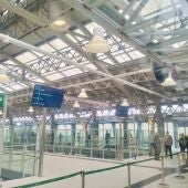 El nuevo hall de entrada a la estación de tren de Santiago "Daniel Castelao" abre este jueves, con un vestíbulo tres veces más grande que el anterior