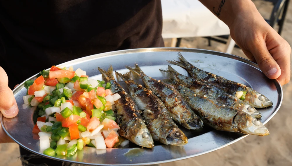 Las icónicas sardinas de El Bartolo en San Fernando de Cádiz. Las icónicas sardinas de El Bartolo en San Fernando de Cádiz.