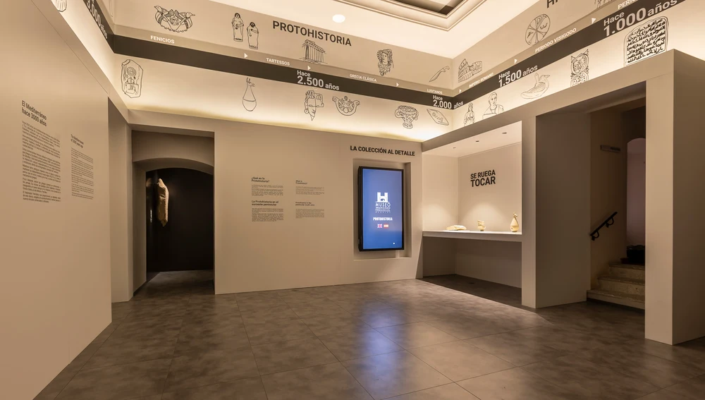 Sala Tartessos del Museo Arqueológico Provincial de Badajoz. Sala Tartessos del Museo Arqueológico Provincial de Badajoz.