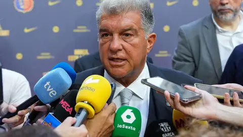 Laporta: "No entiendo que el Athletic vaya a hablar del Barça a LaLiga" Laporta: "No entiendo que el Athletic vaya a hablar del Barça a LaLiga"