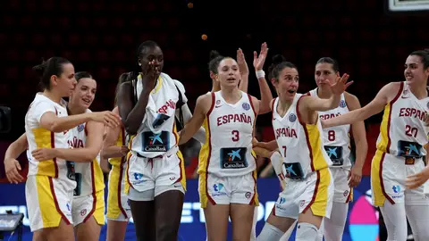 España remonta para alcanzar las semifinales España remonta para alcanzar las semifinales