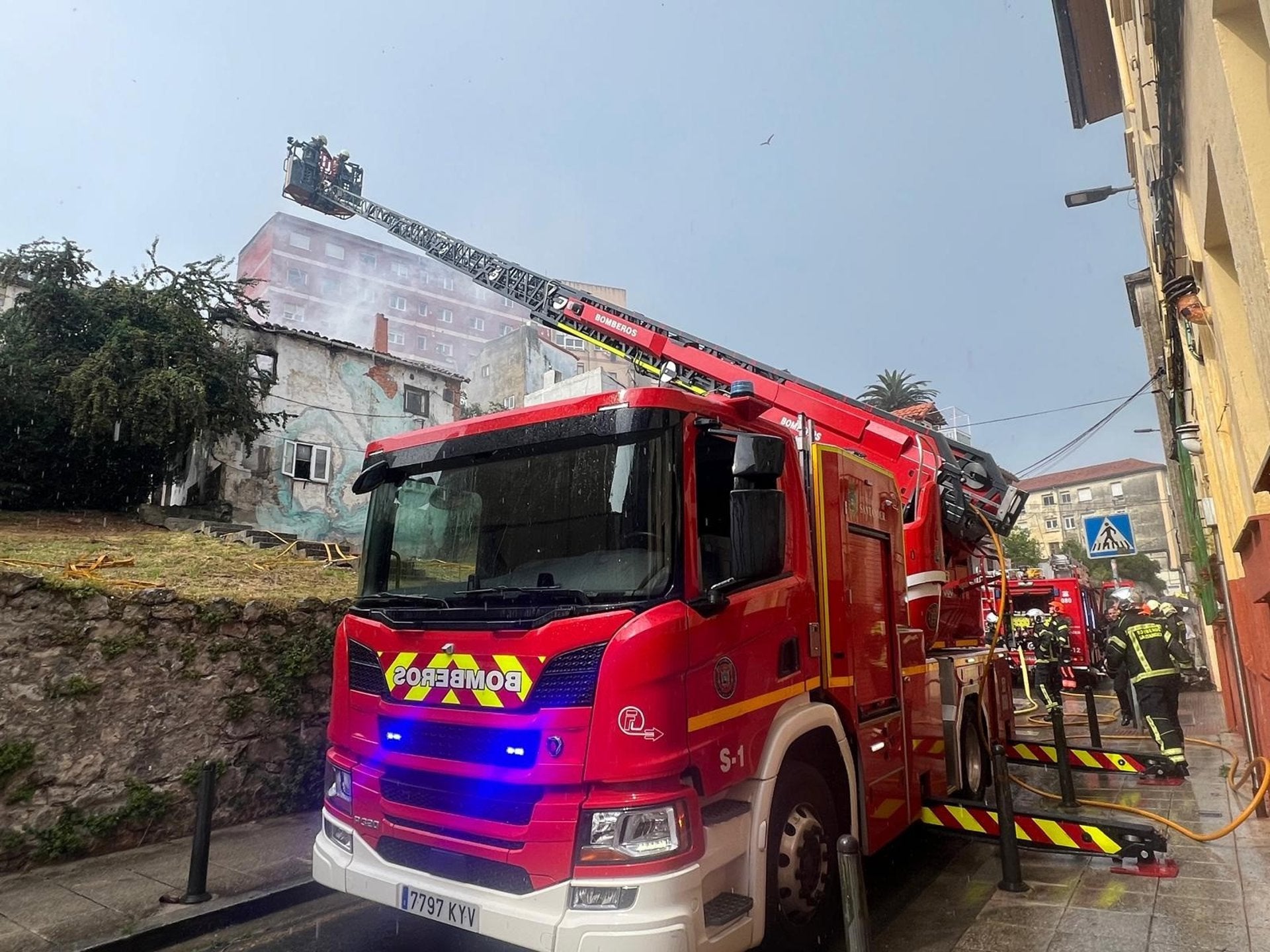 Se incendia una vivienda okupada de la calle San Sebastián de Santander Se incendia una vivienda okupada de la calle San Sebastián de Santander