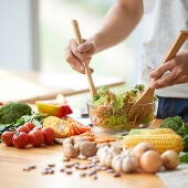 Convierte el verano en la estación de comer sano y de evitar los excesos. Tony Pérez le da sabor al verano