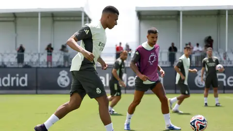 Mbappé también se pierde el partido ante Salzburgo Mbappé también se pierde el partido ante Salzburgo