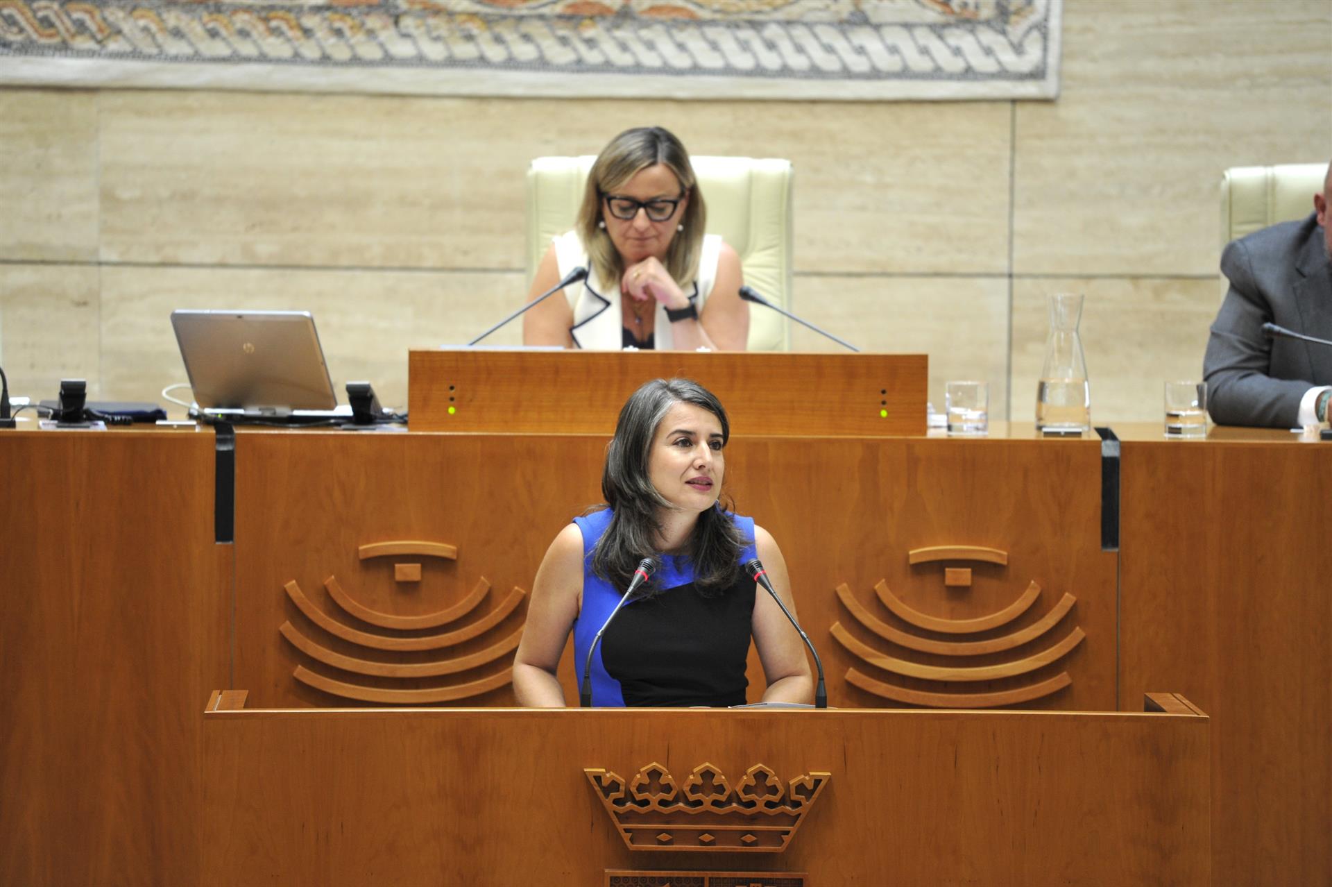 Unidas critica la falta de diálogo y que Guardiola esté "amordazada" por la "bandera de la gaviota" Unidas critica la falta de diálogo y que Guardiola esté "amordazada" por la "bandera de la gaviota"