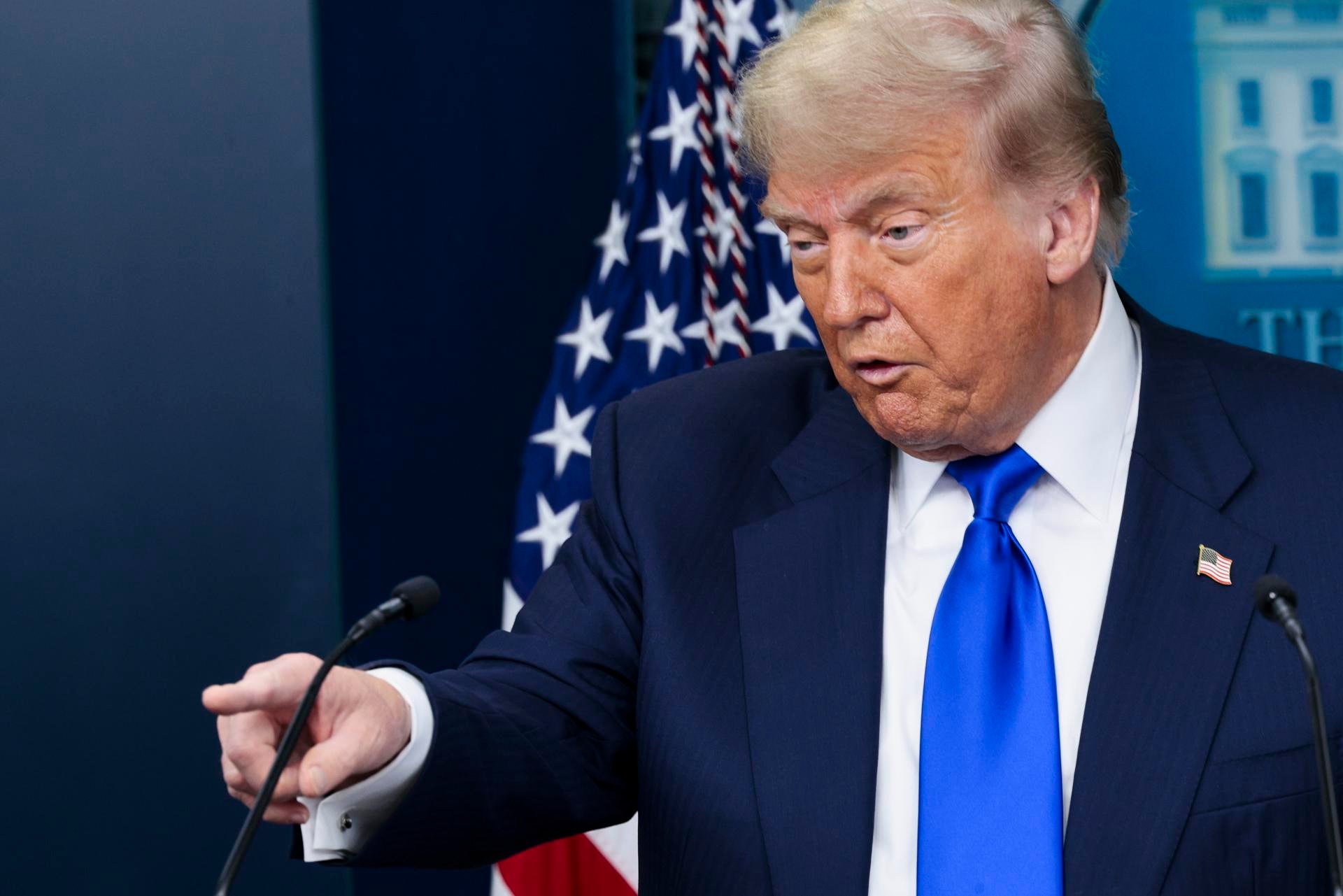 Trump se vuelve a acordar de España: "No han cumplido, pero lo harán" Trump se vuelve a acordar de España: "No han cumplido, pero lo harán"