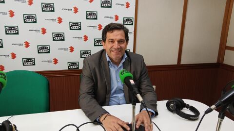 Miguel Ángel Valverde, en los estudios de Onda Cero Ciudad Real