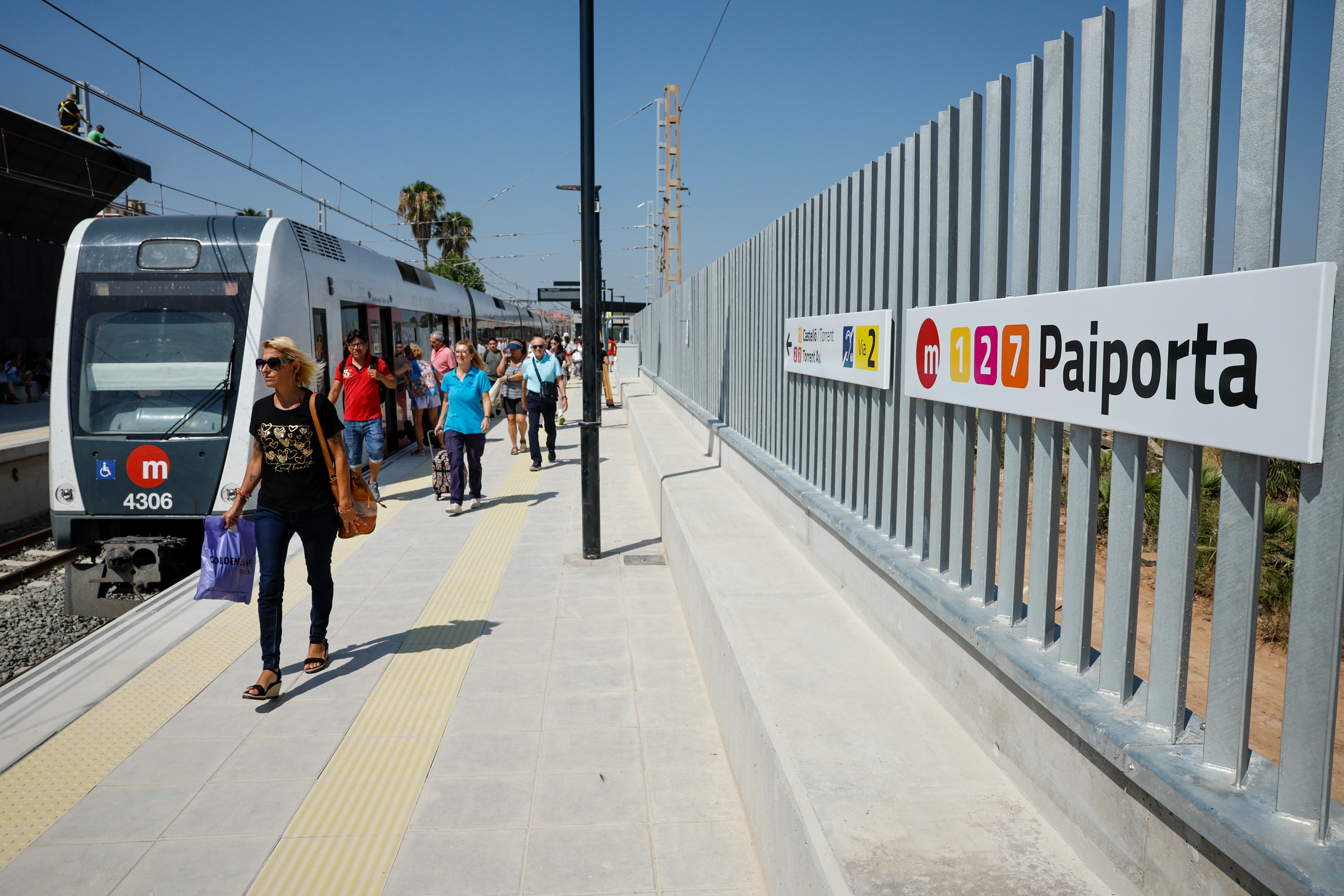 Metrovalencia recupera el tramo afectado por la DANA con 25.000 usuarios en las primeras horas Metrovalencia recupera el tramo afectado por la DANA con 25.000 usuarios en las primeras horas