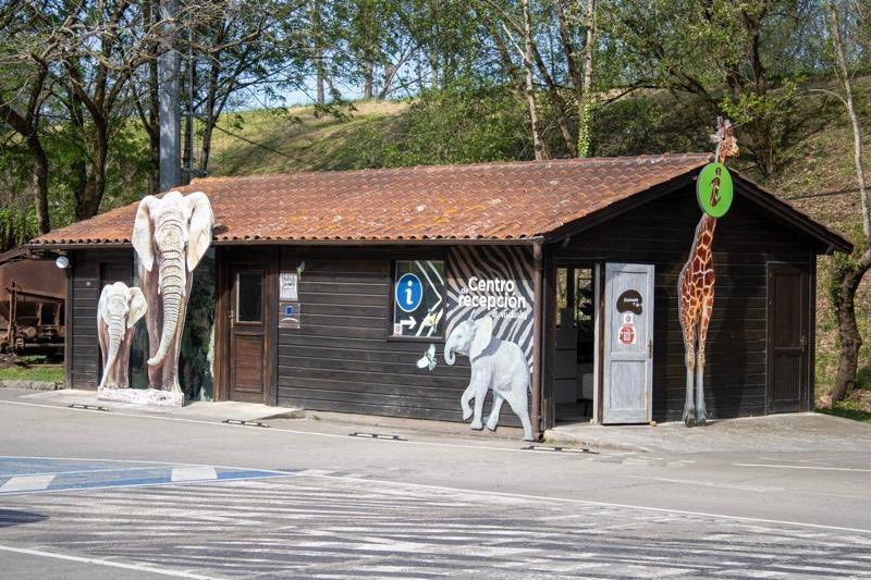 El tobogán alpino de Cabárceno tendrá una longitud de 1,2 km y alcanzará una velocidad máxima de 40 km/h El tobogán alpino de Cabárceno tendrá una longitud de 1,2 km y alcanzará una velocidad máxima de 40 km/h