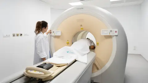 Diagnósticos sin escalas: La medicina nuclear pisa tierra firme en las Pitiusas Diagnósticos sin escalas: La medicina nuclear pisa tierra firme en las Pitiusas