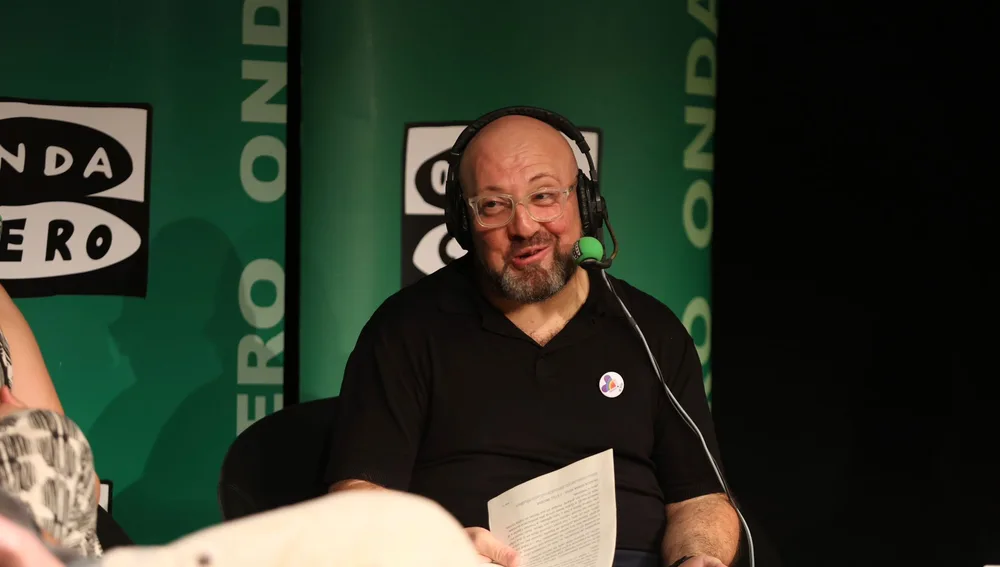 Nacho Arias, conductor del programa Loving You Nacho Arias, conductor del programa Loving You