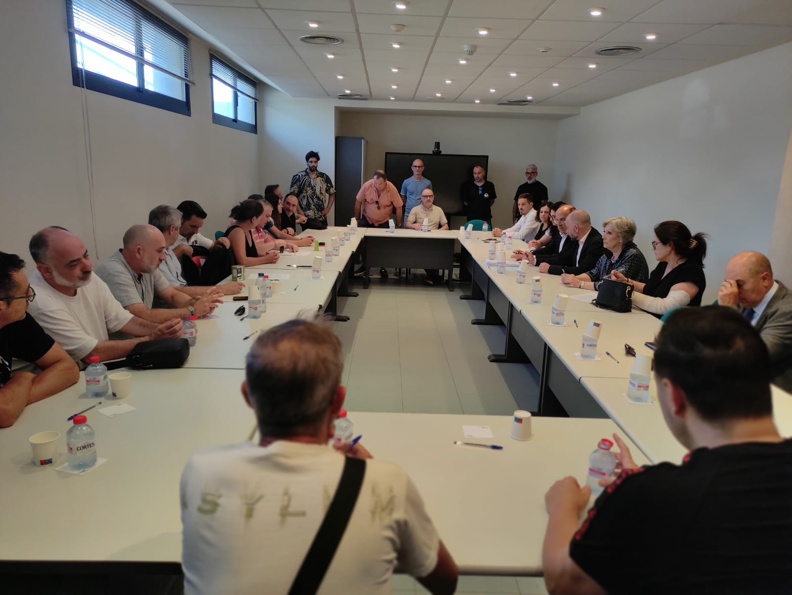 Convenio colectivo: ASCER y sindicatos firman una subida salarial del 3% en el sector cerámico Convenio colectivo: ASCER y sindicatos firman una subida salarial del 3% en el sector cerámico