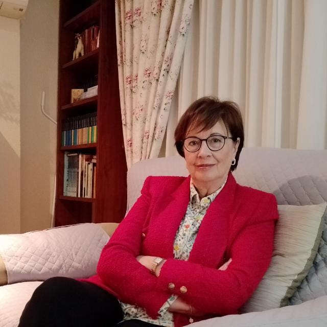 Reme Azorín, autora del cartel anunciador de las fiestas de Monóvar Reme Azorín, autora del cartel anunciador de las fiestas de Monóvar