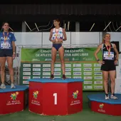 Bernalte, por tercera vez consecutiva, en lo alto del podio en la prueba de 1.500 metros. Bernalte, por tercera vez consecutiva, en lo alto del podio en la prueba de 1.500 metros.