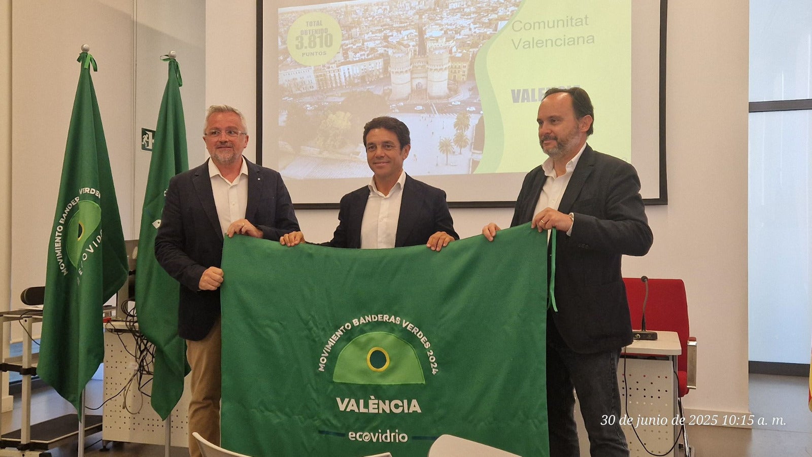 València recibe la Bandera Verde de la sostenibilidad 2024 y prepara su candidatura para la convocatoria de este año València recibe la Bandera Verde de la sostenibilidad 2024 y prepara su candidatura para la convocatoria de este año