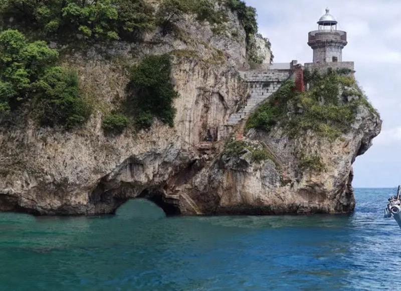 Así se regulará el acceso al Faro del Caballo durante el verano Así se regulará el acceso al Faro del Caballo durante el verano