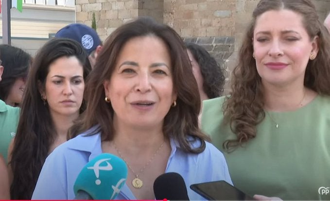Elizabeth Medina, futura alcaldesa de Don Benito, asegura que habrá una nueva consulta sobre la fusión Elizabeth Medina, futura alcaldesa de Don Benito, asegura que habrá una nueva consulta sobre la fusión