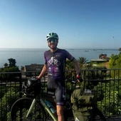 Esteban Ortuño ha recorrido 2.800 km en bici para reivindicar instalaciones deportivas dignas en Orihuela: "Ha sido una aventura espectacular" Esteban Ortuño ha recorrido 2.800 km en bici para reivindicar instalaciones deportivas dignas en Orihuela: "Ha sido una aventura espectacular"